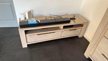 Massoef TV Meubel beschikbaar voor biedingen