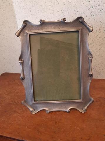 RETRO 3 tinnen fotokaders beschikbaar voor biedingen