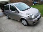 Toyota yaris Verso 1300 vvti Boîte manuelle Km ️ 127 000, Autos, Toyota, Argent ou Gris, Achat, 6 portes, Electronic Stability Program (ESP)