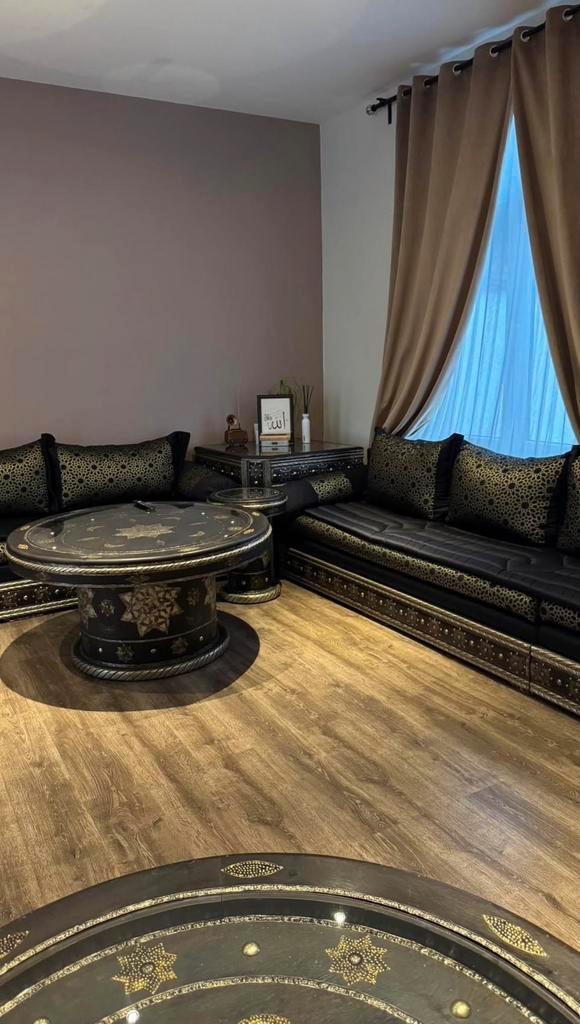 2 Salons marocain a vendre, Maison & Meubles, Canapés | Coins salons complets, Comme neuf, Enlèvement