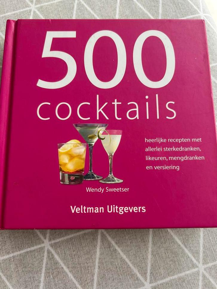 W. Sweetser - 500 cocktails, Boeken, Kookboeken, Gelezen, Overige typen, Overige gebieden, Ophalen of Verzenden
