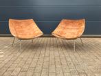 2x Artifort F156 (klein model) ter herstoffering, Huis en Inrichting, Ophalen of Verzenden, Knoll ligne roset togo mah jong sede cassina leolux b&b italia