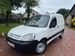 ✴️Citroën berlingo 1,4 Benzine 2009 reeds gekeurd v verkoop, Auto's, Bestelwagens en Lichte vracht, Stof, 4 cilinders, Citroën