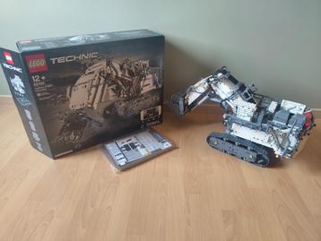 LEGO Technic Liebherr R 9800 Graafmachine - 42100 beschikbaar voor biedingen
