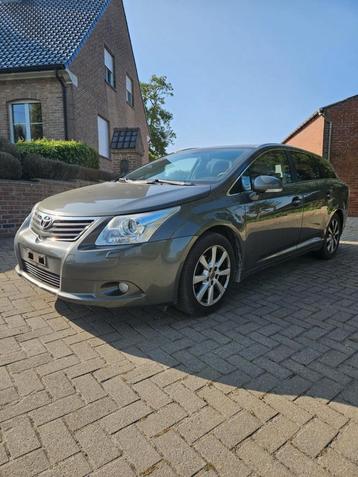 Toyota avensis Braek 2.0D  beschikbaar voor biedingen