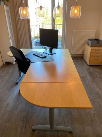 Bureau Ikea Galant beschikbaar voor biedingen