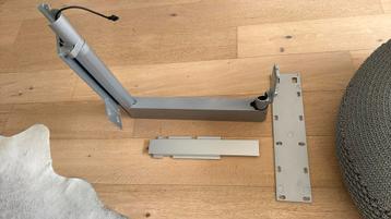 Bang & Olufsen Motorized WallMount for BeoVision Avant beschikbaar voor biedingen