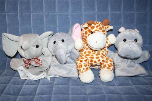 Lot de 4 marionnettes à main Afrique en peluche de 20 cm, Kinderen en Baby's, Speelgoed | Knuffels en Pluche, Gebruikt, Ophalen of Verzenden