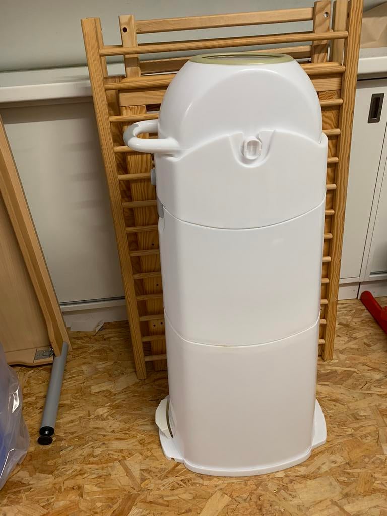 Poubelle anti odeur, Enfants & Bébés, Utilisé