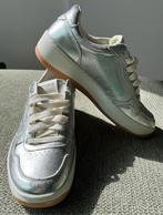 Skechers Sport Court 2.0 – Much Metallic Silver, Skechers, Overige kleuren, Ophalen of Verzenden, Zo goed als nieuw