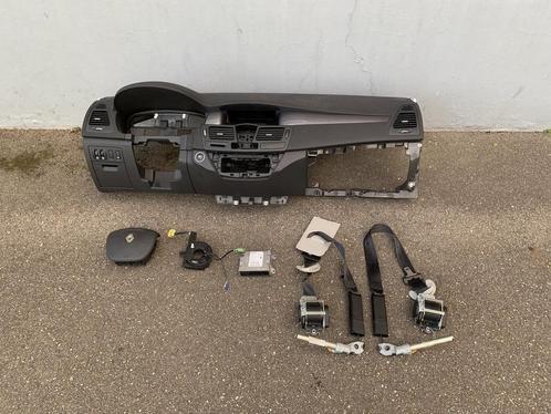 airbag set + dashboard renault laguna III ( 2007 tot 2015 ), Auto-onderdelen, Dashboard en Schakelaars, Renault, Gebruikt, Ophalen of Verzenden