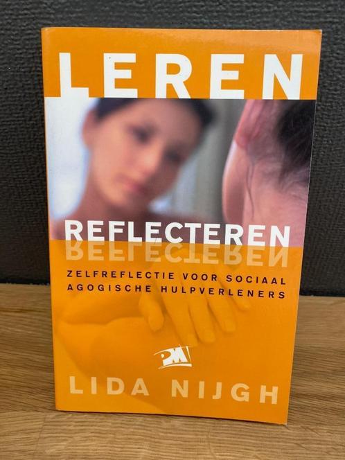 Leren Reflecteren Zelfreflectie voor hulpverleners, Boeken, Studieboeken en Cursussen, Zo goed als nieuw, Niet van toepassing