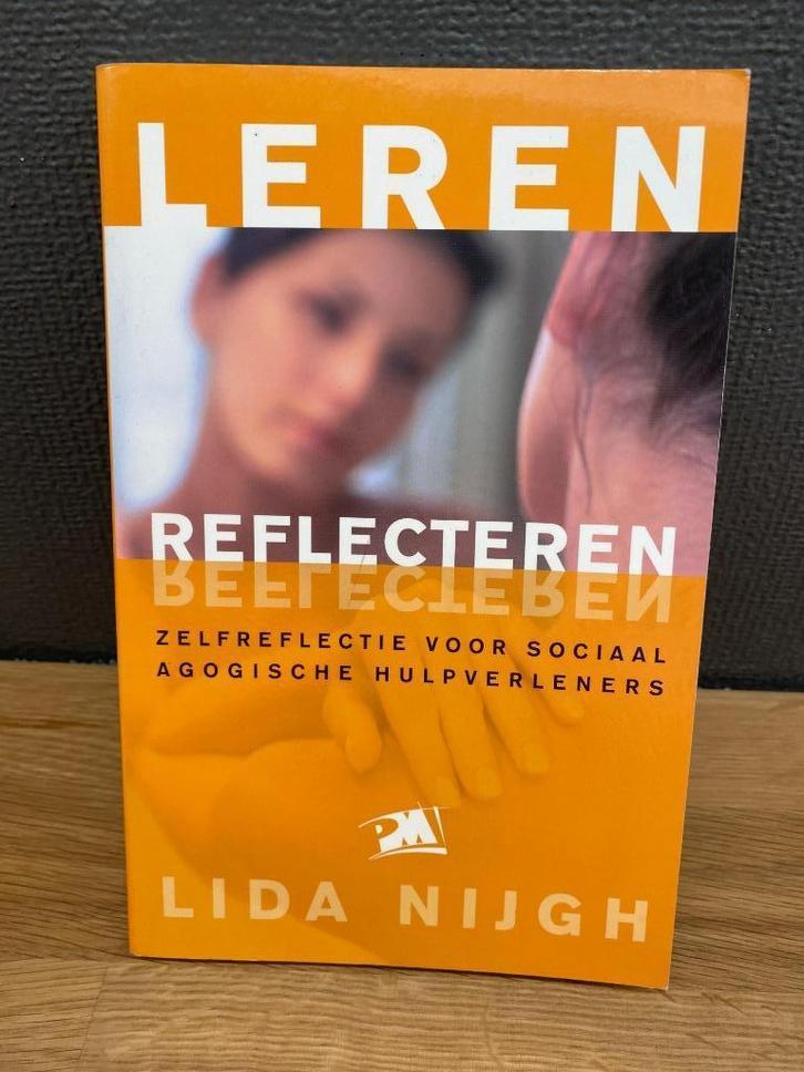 Leren Reflecteren Zelfreflectie voor hulpverleners, Boeken, Studieboeken en Cursussen, Zo goed als nieuw, Niet van toepassing