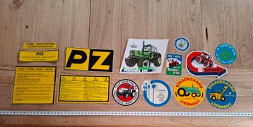 Lot vintage stickers - voertuigen trekkers en tractoren beschikbaar voor biedingen