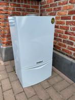 Vaillant gas ketel, Doe-het-zelf en Bouw, Gebruikt, Aardgas, 6 t/m 10 jaar oud, Minder dan 20 liter