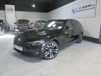 BMW 320   i lci AUT SportLine LED PDC TrekH St+ST Verw 1eig, Auto's, BMW, Automaat, Zwart, Zwart, 184 pk