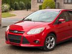 FORD FOCUS 2014 BENZINE 1.0 178.000KM EURO5b, Focus, Euro 5, Stof, Zwart