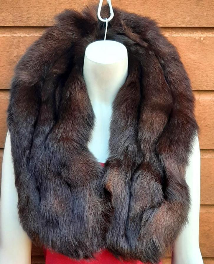 Donkerbruine NERTS Stola / Sjaal - 100 cm lengte, Kleding | Dames, Mutsen, Sjaals en Handschoenen, Zo goed als nieuw, Sjaal, Ophalen of Verzenden