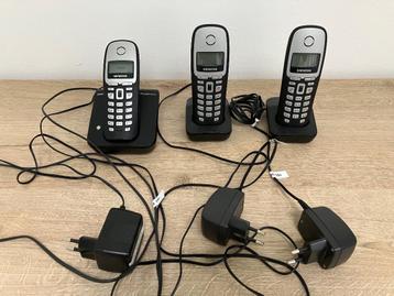 Téléphones, 3 combinés Siemens Gigaset A160
