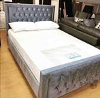 Luxe fluwelen bed – elegant design met premium comfort, Envoi, Neuf, Noir