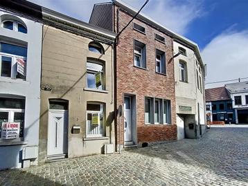 Maison à vendre à Binche, 2 chambres disponible aux enchères