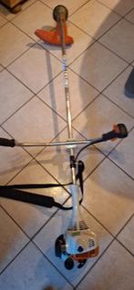 Débroussailleuse Stihl FS 55, Jardin & Terrasse, Débroussailleuses, Stihl, Comme neuf, Enlèvement, 10 à 30 cm