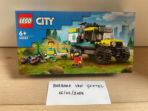 Lego City 4x4 Off-Road Ambulance Rescue (40582), Kinderen en Baby's, Speelgoed | Duplo en Lego, Nieuw, Lego, Complete set, Ophalen of Verzenden