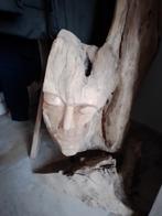 2 beelden   hoofden uit vol hout gesneden, Enlèvement