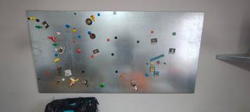 Magneetbord afmeting 160 x 80 cm beschikbaar voor biedingen