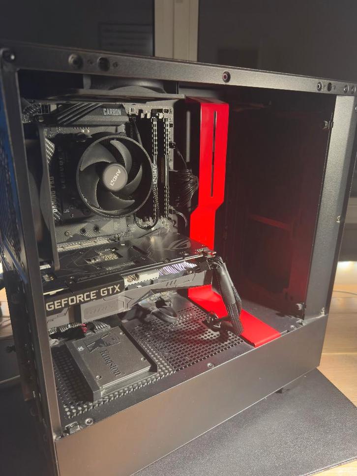 Desktop PC - Ryzen 5, 16Gb RAM, Computers en Software, Desktop Pc's, Zo goed als nieuw, 2 tot 3 Ghz, SSD, 16 GB, Met videokaart