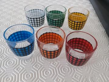 6 shooters / verres à liqueur  beschikbaar voor biedingen