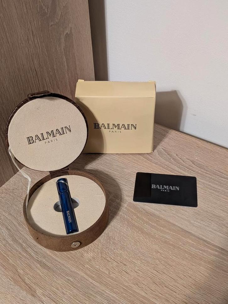 Accessoire de luxe Balmain Paris - Édition Collectionneur, Collections, Parfums, Enlèvement ou Envoi
