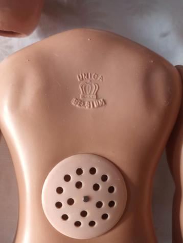 Poppen onderdelen GRATIS beschikbaar voor biedingen