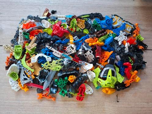 Lot LEGO Bionicle Hero Factory Knights etc onderdelen, Kinderen en Baby's, Speelgoed | Duplo en Lego, Gebruikt, Lego, Losse stenen