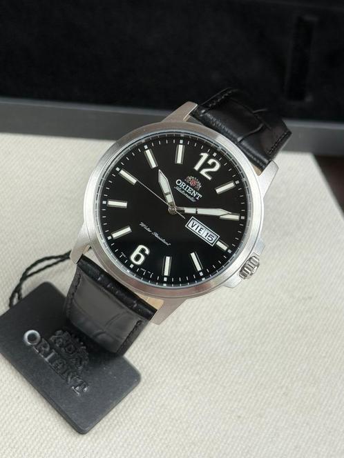 ORIENT Classic Day/date automatisch horloge, Handtassen en Accessoires, Horloges | Heren, Nieuw, Polshorloge, Overige merken, Staal