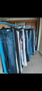 120 pantalons pour femmes à 4 €/pièce soit 295€ le tout, Vêtements | Femmes, Culottes & Pantalons, Enlèvement ou Envoi