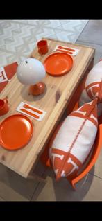 Tafel + 2 stoeltjes + 2 verschoonkussens (Zo Goed Als Nieuw), Ophalen, Zo goed als nieuw, Tafel