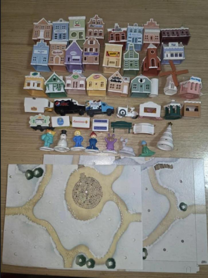 cosy winter dorp 45 delig, Hobby en Vrije tijd, Overige Hobby en Vrije tijd, Zo goed als nieuw, Ophalen of Verzenden