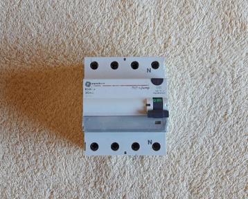 Differentiaalschakelaar 4 Ph.Vynckier Diff-o-Jump 63A 30mA beschikbaar voor biedingen