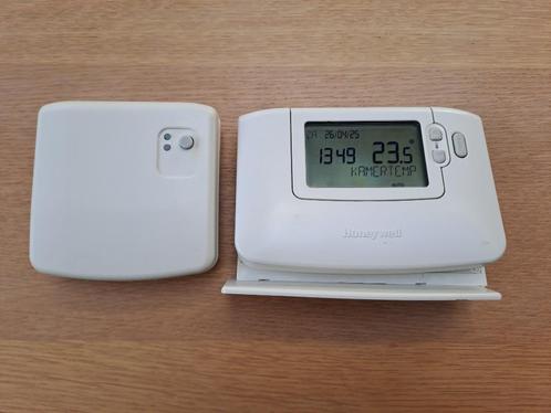 Honeywell CM927 RF  draadloze programmeerbare thermostaat, Doe-het-zelf en Bouw, Thermostaten, Zo goed als nieuw, Ophalen