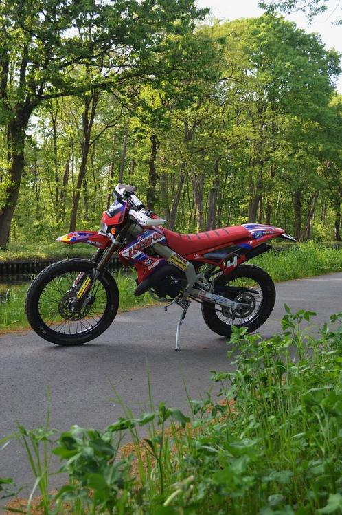 Derbi senda sdr, Fietsen en Brommers, Brommers | Derbi, Zo goed als nieuw, Klasse B (45 km/u), Ophalen