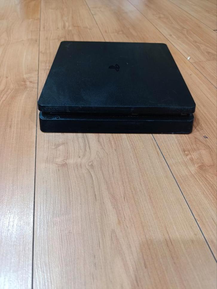 Playstation 4 slim, Games en Spelcomputers, Spelcomputers | Sony PlayStation 4, Gebruikt, Slim, Zonder controller, Ophalen of Verzenden