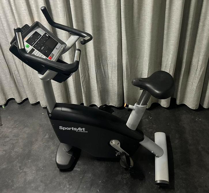 SPORTS ART C570U SP HOMETRAINER  BIKE OOK TECHNOGYM TE KOOP, Sport en Fitness, Fitnessmaterialen, Zo goed als nieuw, Ophalen of Verzenden