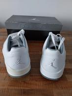 Jordan's 23 Classic NIEUW maat 43., Ophalen of Verzenden, Nieuw, Schoenen