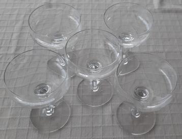 set 5 champagne coupe glazen beschikbaar voor biedingen