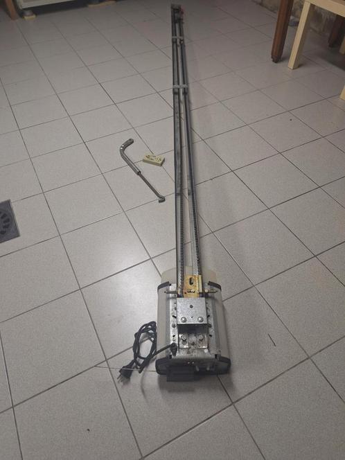 Moteur porte de garage, Doe-het-zelf en Bouw, Motoren, Gebruikt, Ophalen
