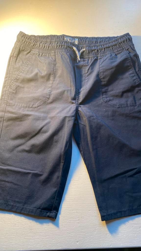 short jongens maat 170, Kinderen en Baby's, Kinderkleding | Maat 170, Zo goed als nieuw, Jongen, Broek, Ophalen of Verzenden