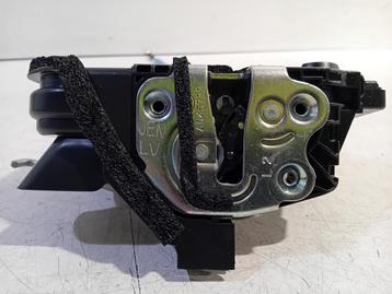 PORTIERVANGER CV ELEKTR. LINKS VOOR Kia Stonic (YB) beschikbaar voor biedingen