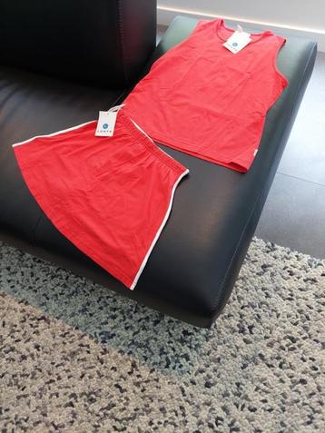 Ensemble de tennis, haut et jupe avec pantalon intérieur, ta, LUHTA, Taille 36 (S), Sport de raquette, Envoi
