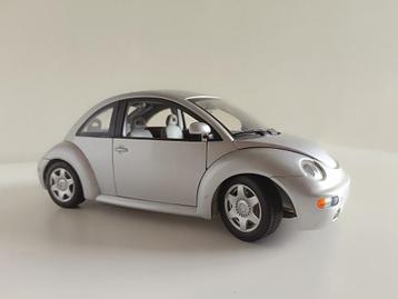 VW Beetle schaalmodel 1/18 beschikbaar voor biedingen